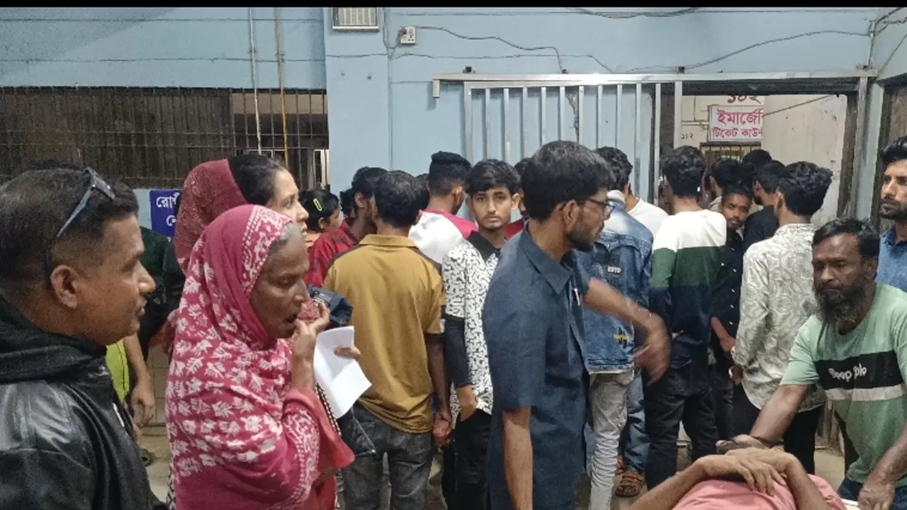 ব্রাহ্মণবাড়িয়ায় আধিপত্য বিস্তার নিয়ে সংঘর্ষ, গুলিবিদ্ধ ৩