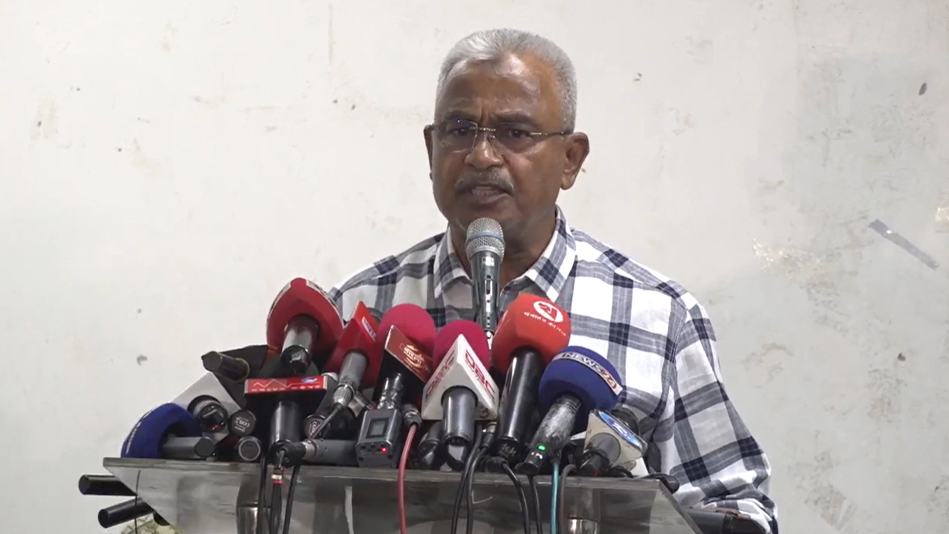 জাতীয় ঐক্যই এখন সময়ের দাবি: আলাল