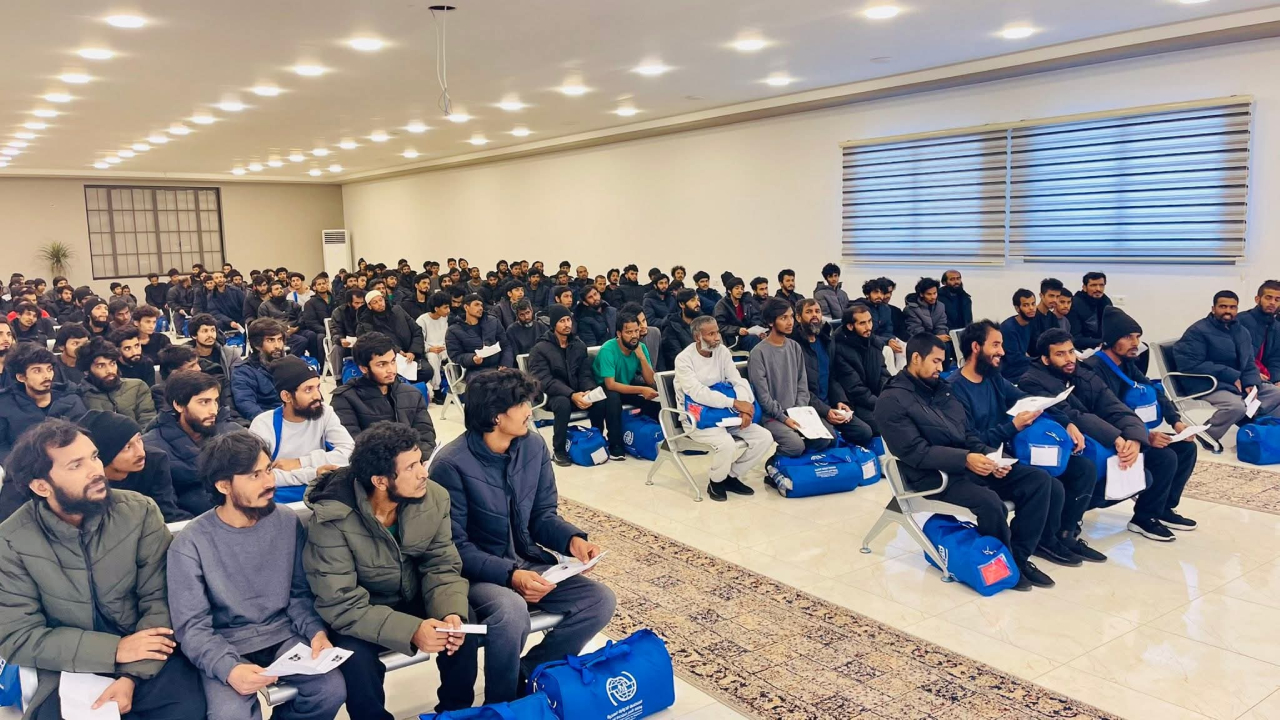 লি‌বিয়া থেকে দেশে ফিরেছেন ১৭০ বাংলাদে‌শি