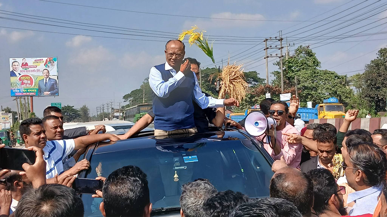 নির্বাচনী প্রচার স্থগিত -খালেদা জিয়ার সুস্থতার জন্য দোয়া চলছে