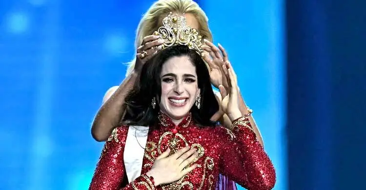 মিস ইউনিভার্স মুকুট জিতলেন মেক্সিকোর ফাতিমা বশ