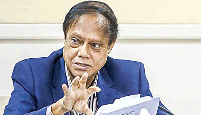 পাঁচ ব্যাংকের সিংহভাগ মূলধন বিদেশে পাচার হয়ে গেছে : গভর্নর