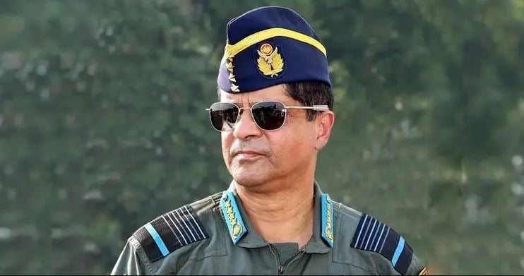 সংযুক্ত আরব আমিরাত সফর শেষে দেশে ফিরলেন বিমানবাহিনী প্রধান