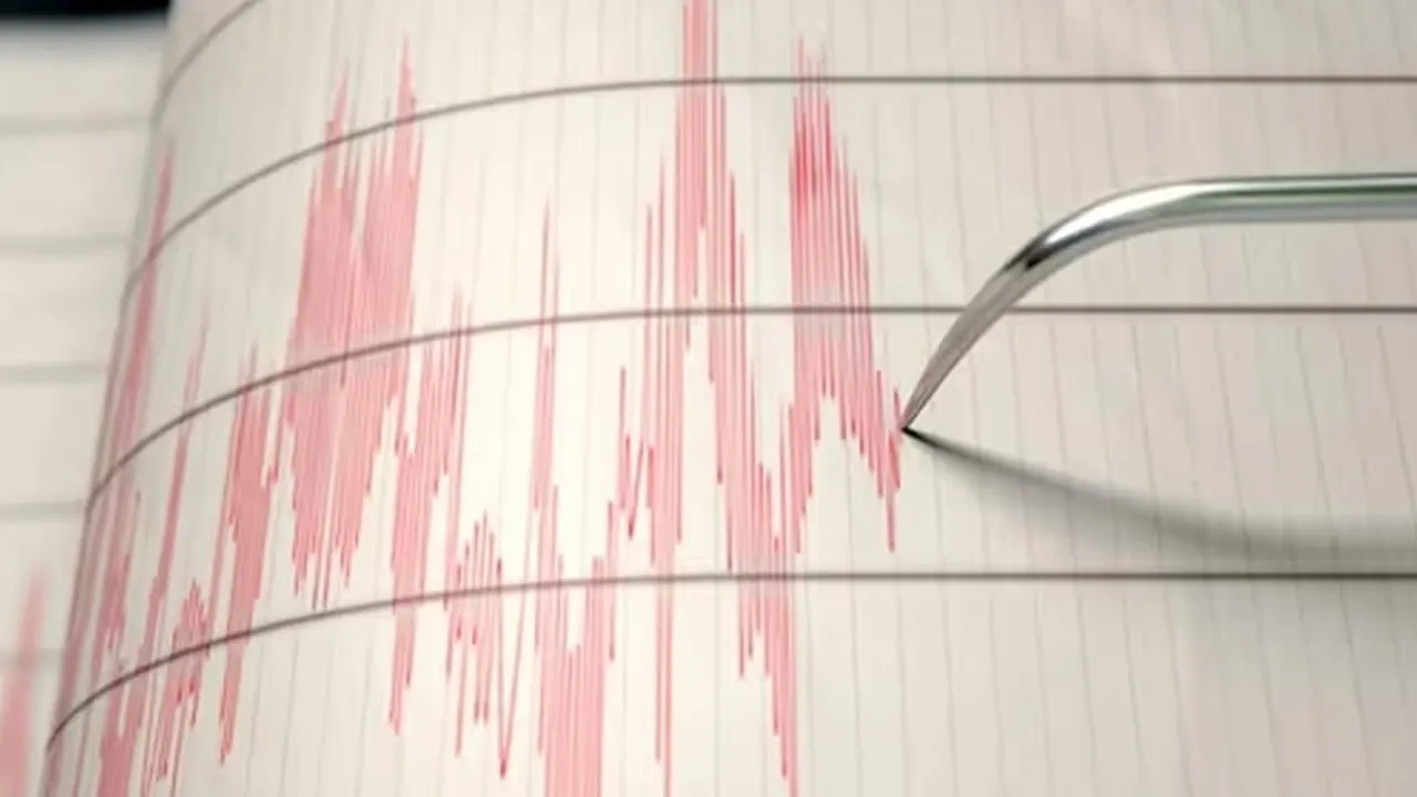এবার ভূমিকম্পে কাঁপল ভারত