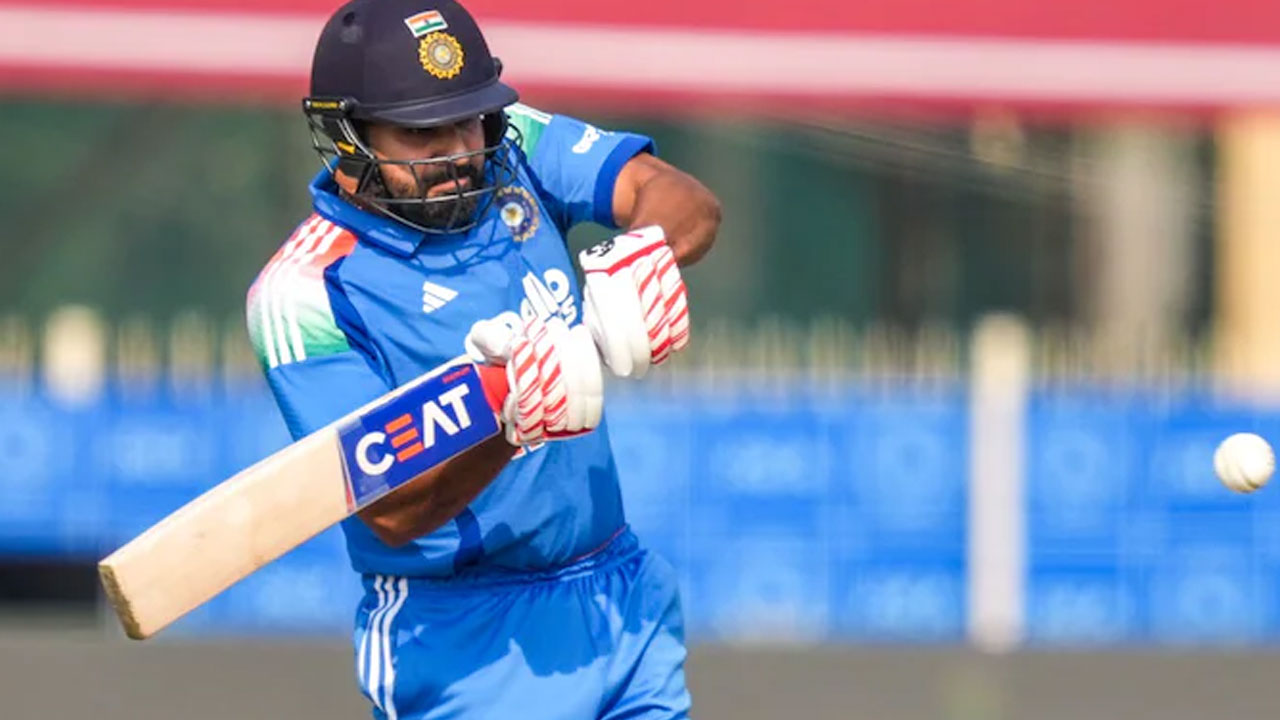 আফ্রিদির রেকর্ড ভাঙলেন রোহিত