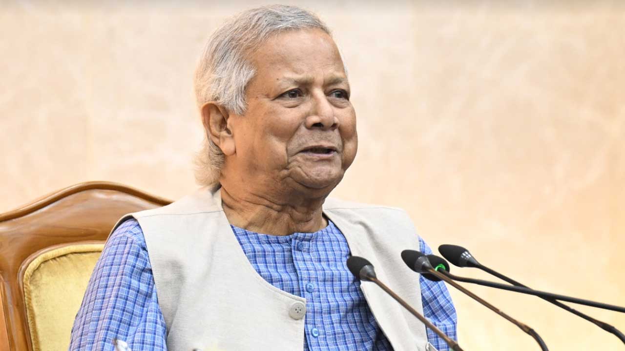 শিশুদের প্রযুক্তি, খেলাধুলা ও উদ্যোক্তা প্রতিযোগিতায় আনতে হবে : প্রধান উপদেষ্টা