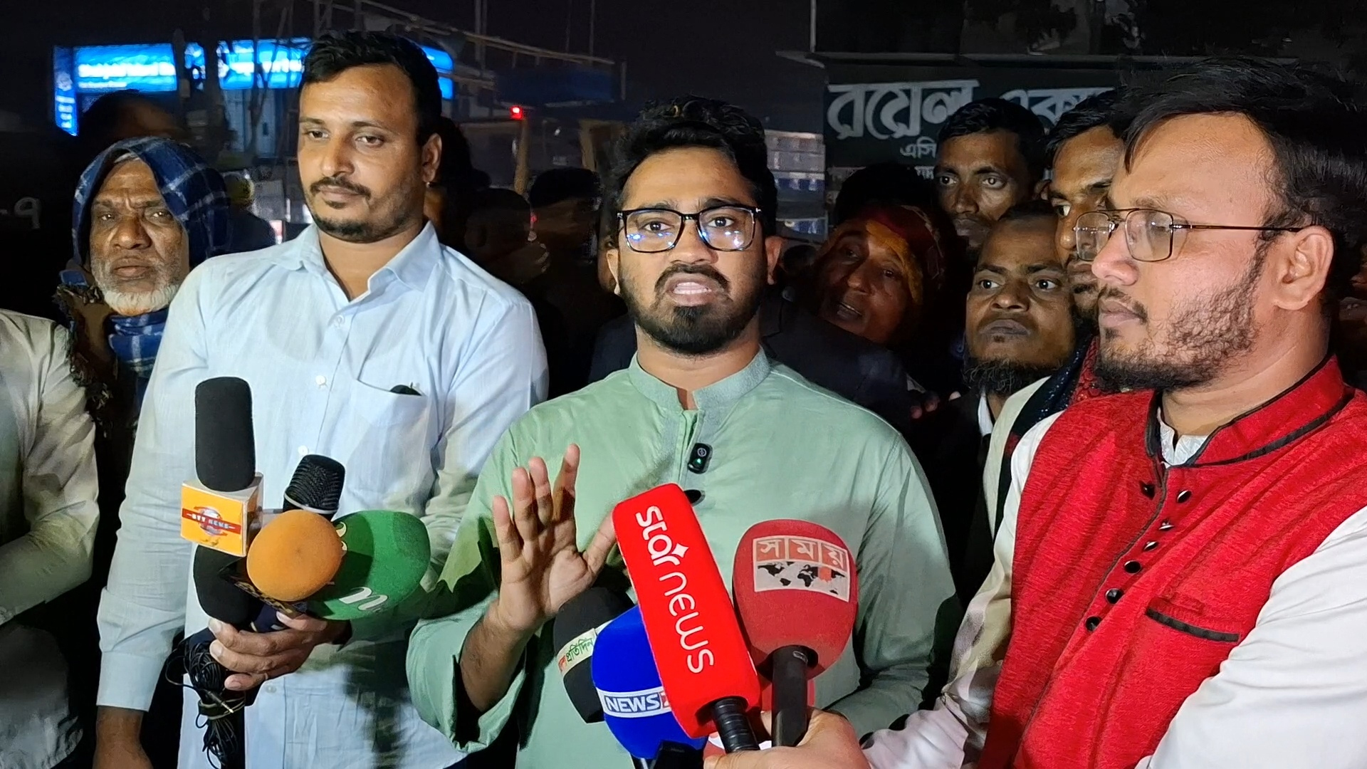 রাশেদ খানের হুঁশিয়ারি: ‘আওয়ামী দোসরদের সুযোগ দিলে নির্বাচন কমিশন ঘেরাও’