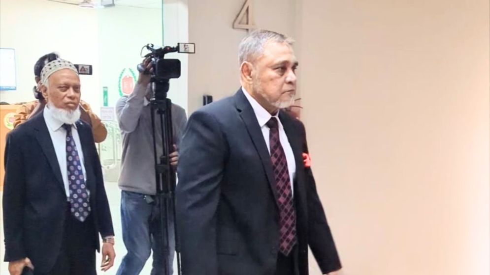 রাষ্ট্রপতির সঙ্গে সাক্ষাৎ করতে বঙ্গভবনে সিইসি