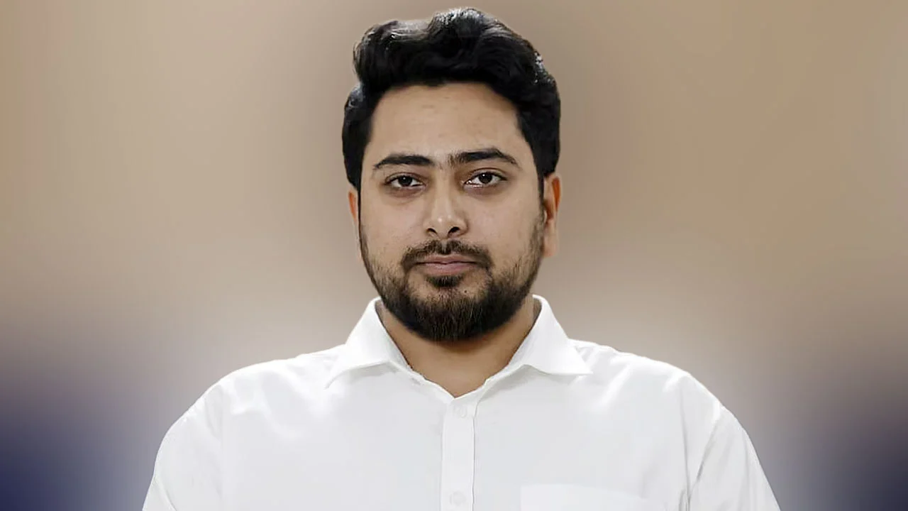 সংস্কারমুখী দলগুলোকে নিয়েই নতুন জোট গড়ার ঘোষণা নাহিদ ইসলামের