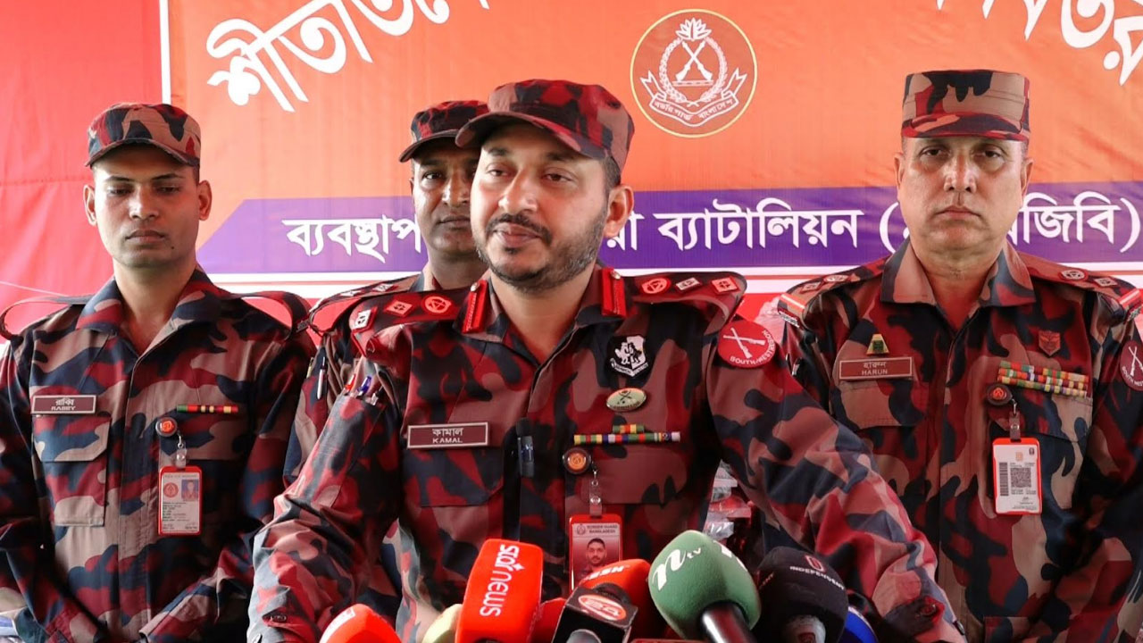 সীমান্ত দিয়ে কোনো দুষ্কৃতকারী দেশ ত্যাগ করে বের হতে পারবে না : ৪৭ বিজিবি অধিনায়ক