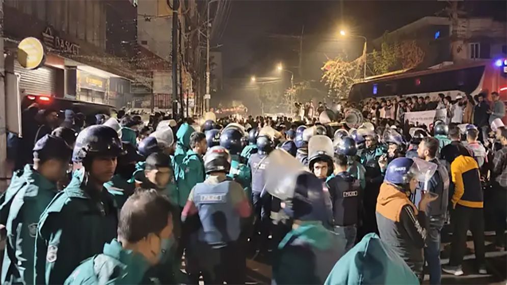 চট্টগ্রামে ভারতীয় সহকারী হাই কমিশনারের বাসভবনে হামলার চেষ্টা, আটক ১২