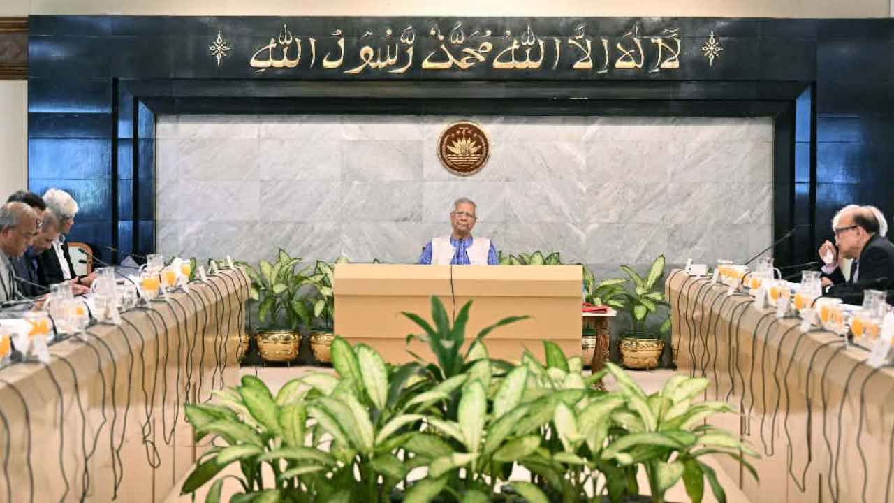 উপদেষ্টা পরিষদের বৈঠকে গুরুত্বপূর্ণ ৩ সিদ্ধান্ত