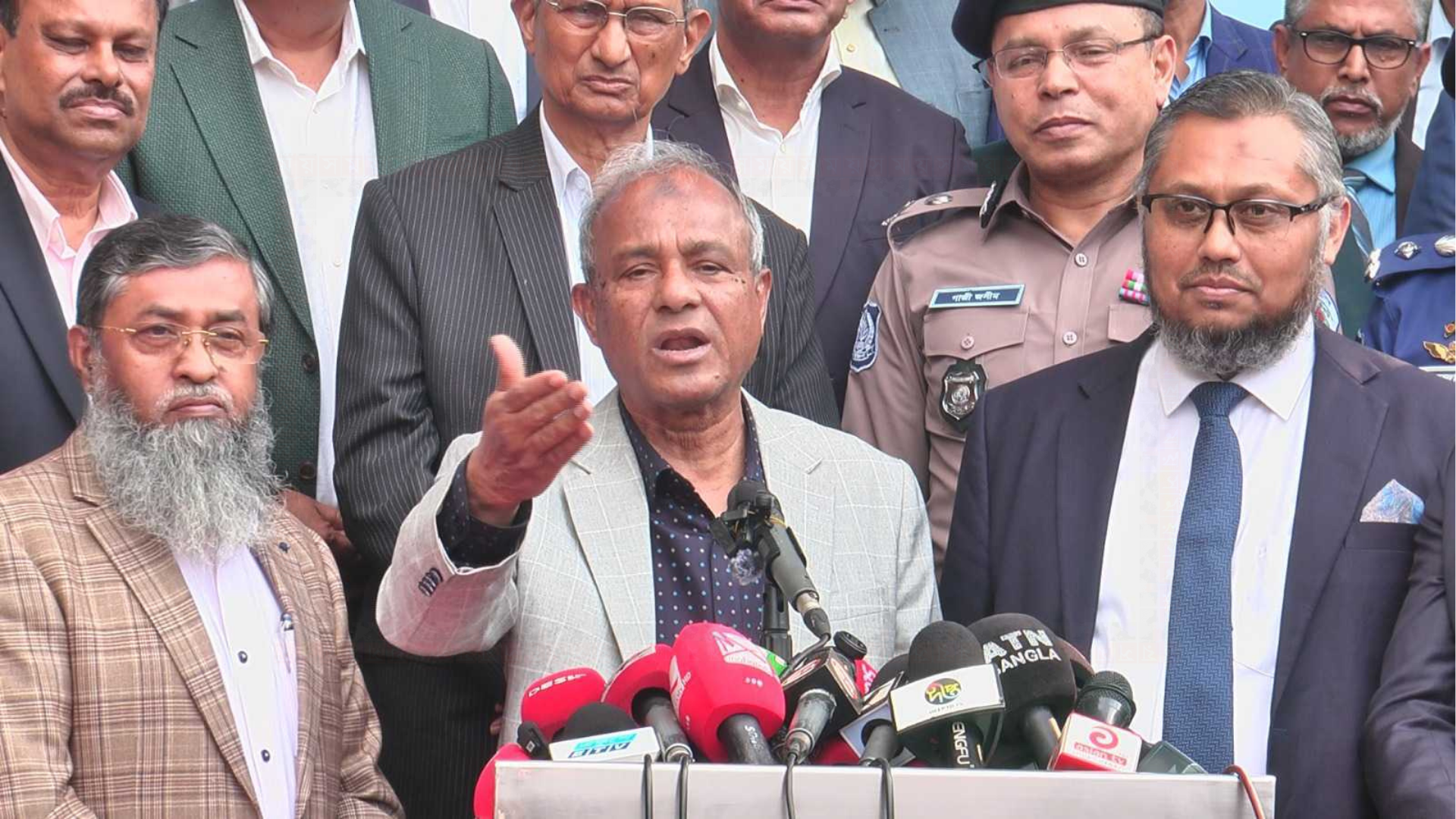 নির্বাচন থেকে সরে দাঁড়ানো ব্যক্তিগত বিষয়, নিরাপত্তা সংকট নয়: স্বরাষ্ট্র উপদেষ্টা