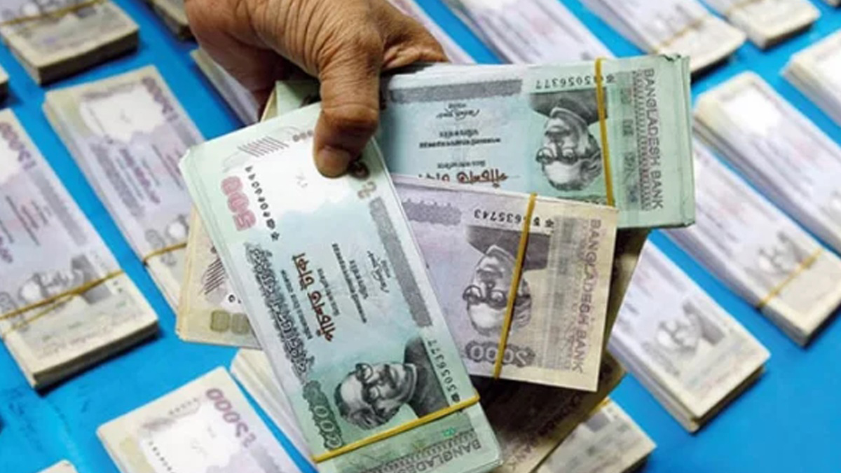 তিন মাসে কোটিপতি আমানতকারী বেড়েছে ৭৩৪ জন