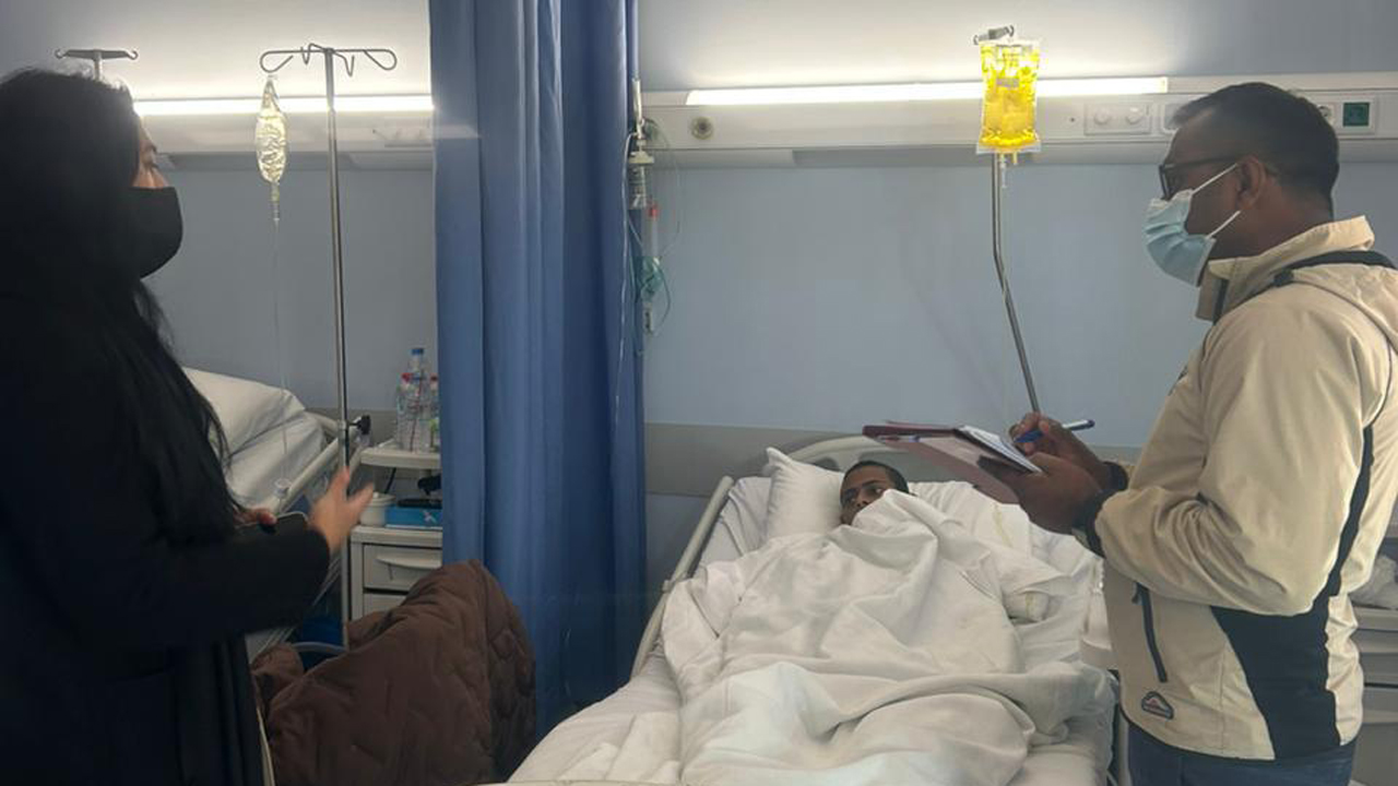 গ্রিসে পানি ভেবে পেট্রোল পান : অসুস্থ ৪০ বাংলাদেশি, ২ জনের মৃত্যু