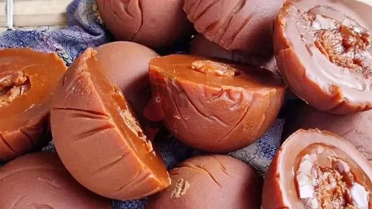 ভেজাল গুড়: অজান্তেই ডেকে আনছে নানা রোগ