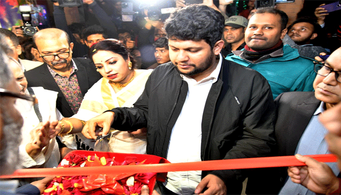 বাংলাদেশের চলচ্চিত্রকে বিশ্ব দরবারে উপস্থানের আহ্বান তথ্য ও সম্প্রচার উপদেষ্টার