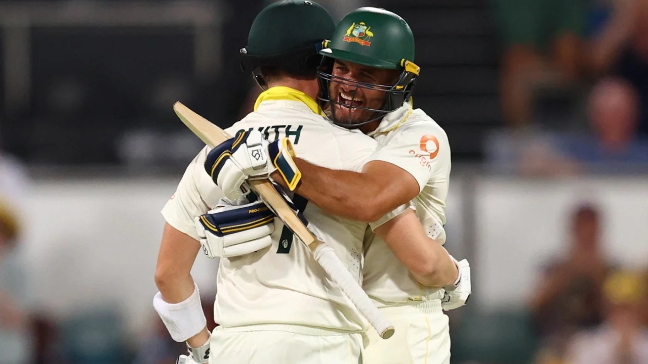 অ্যাশেজে ২-০তে এগিয়ে অস্ট্রেলিয়া