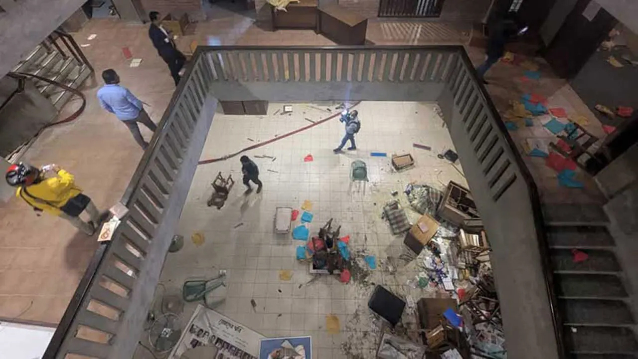 ছায়ানট ভবনে হামলা-ভাঙচুর : ৩৫০ জনের বিরুদ্ধে মামলা