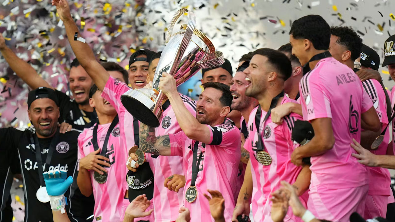 ইকুয়েডরে বার্সেলোনার বিপক্ষে খেলবেন মেসিরা