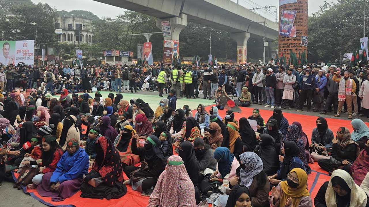 ফের শাহবাগ অবরোধ ইনকিলাব মঞ্চের