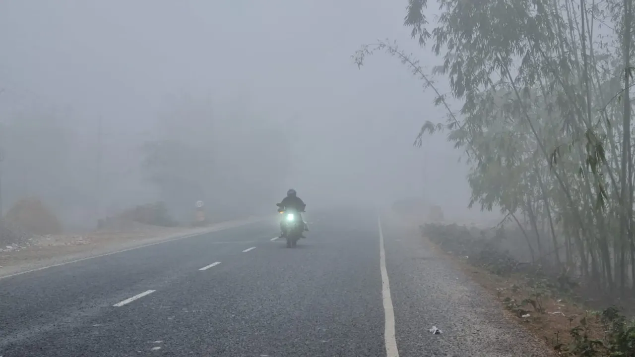 তেঁতুলিয়ায় মৃদু শৈত্যপ্রবাহ, তাপমাত্রা ৯.৭ ডিগ্রিতে