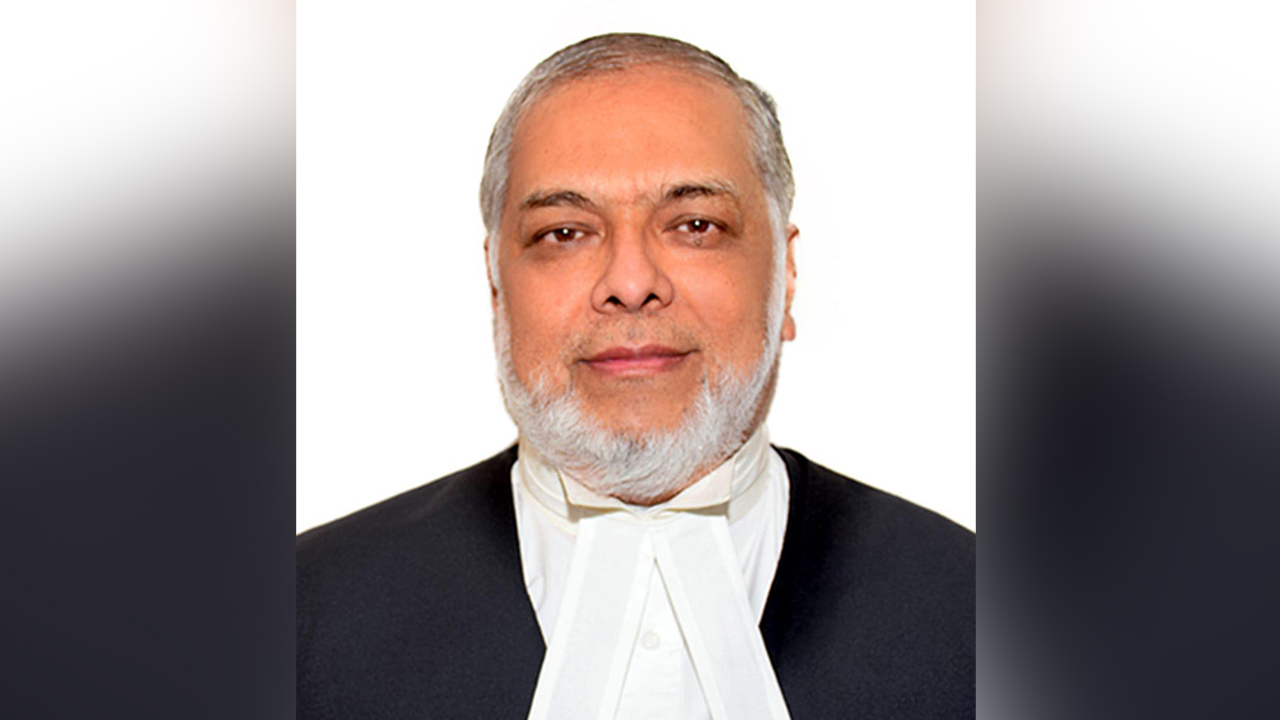 বিচারপতি জুবায়ের রহমান চৌধুরীকে প্রধান বিচারপতি নিয়োগ দিয়ে প্রজ্ঞাপন