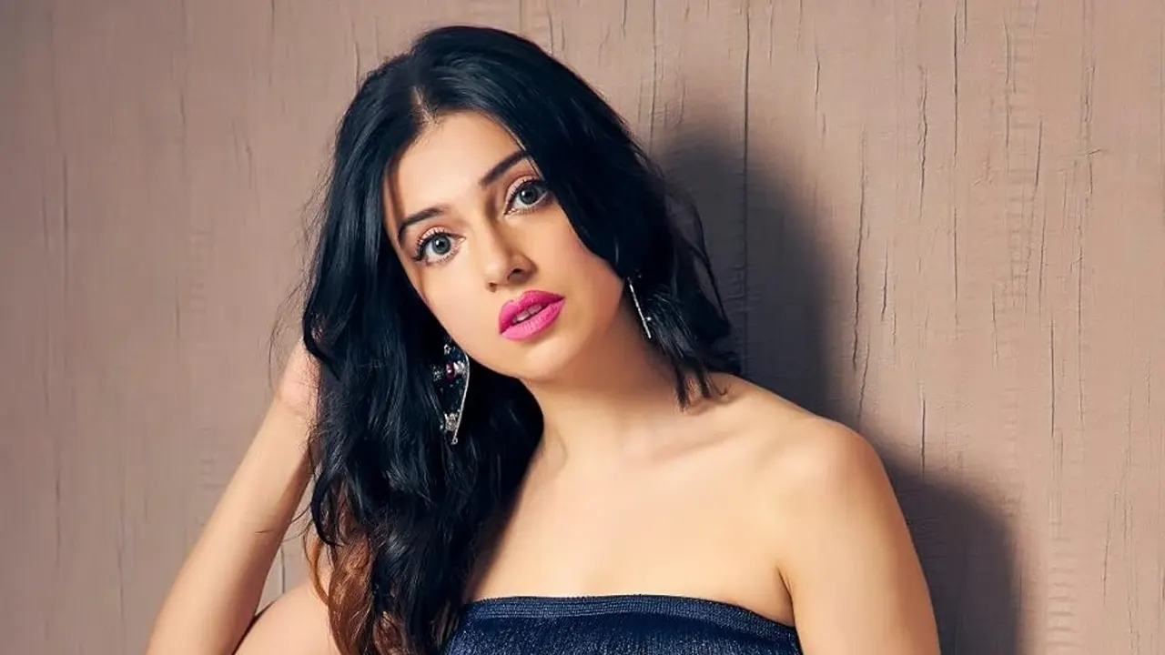 বিচ্ছেদ গুঞ্জনে দিব্যা