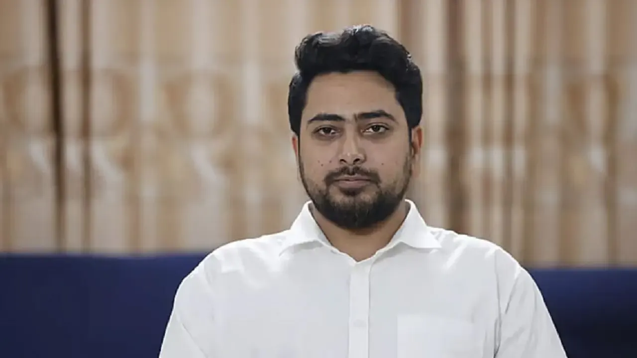 সার্বভৌমত্বের প্রশ্নে খালেদা জিয়া ছিলেন আপসহীন : নাহিদ