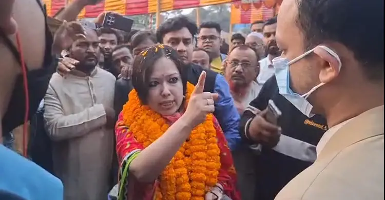 দিস ইজ দ্য লাস্ট টাইম, আই ওয়ার্নিং ইউ : নির্বাহী ম্যাজিস্ট্রেটকে রুমিন ফারহানা