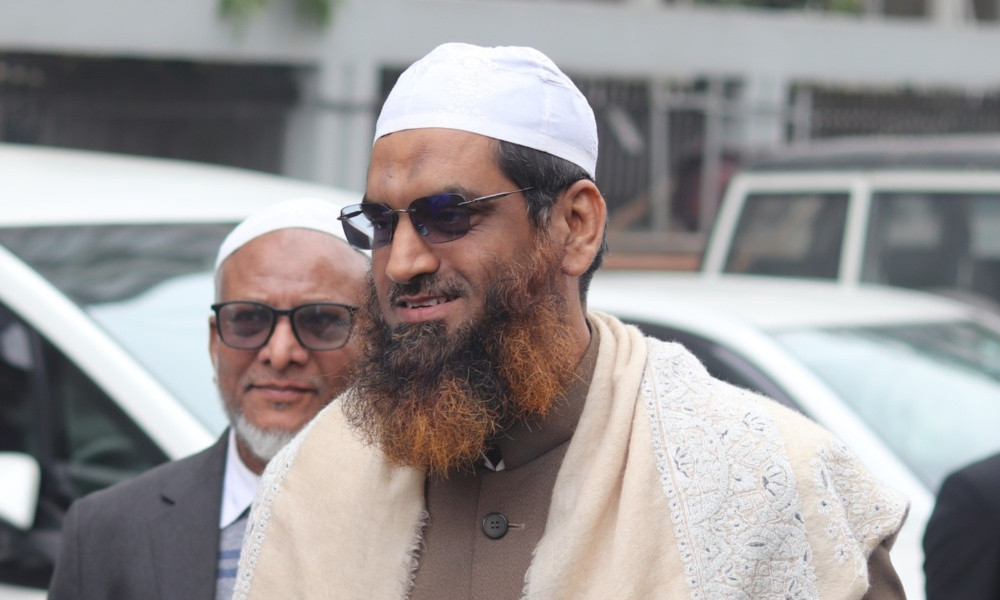 মামুনুল হককে কারণ দর্শানোর নোটিশ