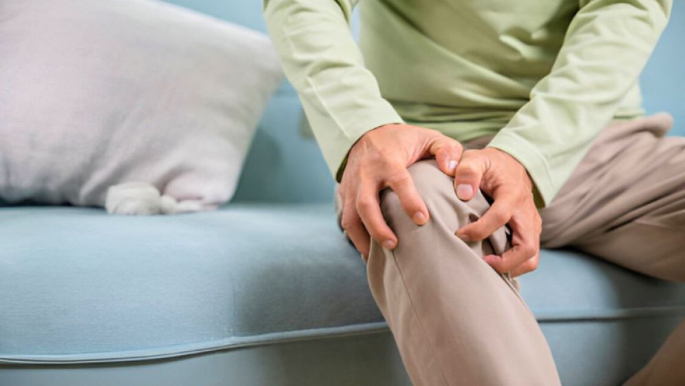 ঠান্ডায় বাতের ব্যথা কমাতে যা করবেন