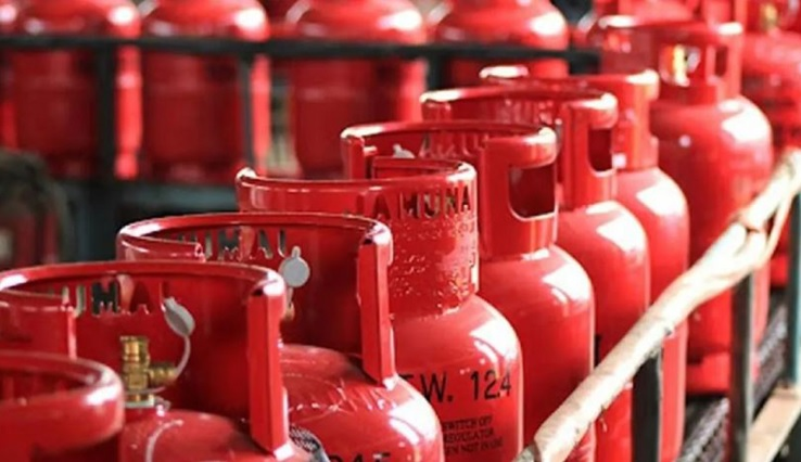 মজুত পর্যাপ্ত : এলপিজির সংকট সৃষ্টিকারীদের বিরুদ্ধে ব্যবস্থা নেওয়ার নির্দেশ