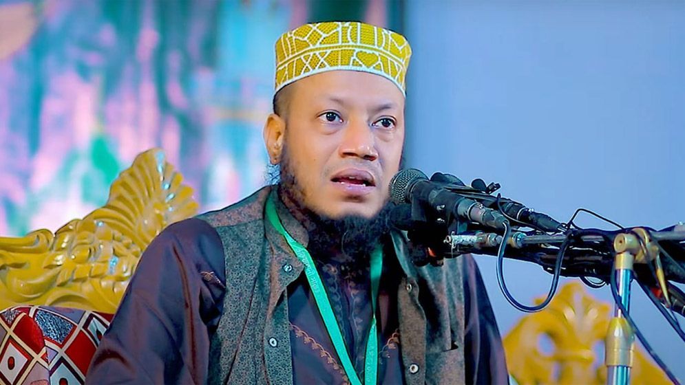 কোকোকে নিয়ে বক্তব্যের জন্য আমির হামজার দুঃখ প্রকাশ