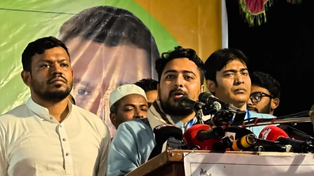 ফ্যামিলি কার্ড ও কৃষক কার্ড নিয়ে প্রতারণার অভিযোগ : নাহিদ ইসলাম