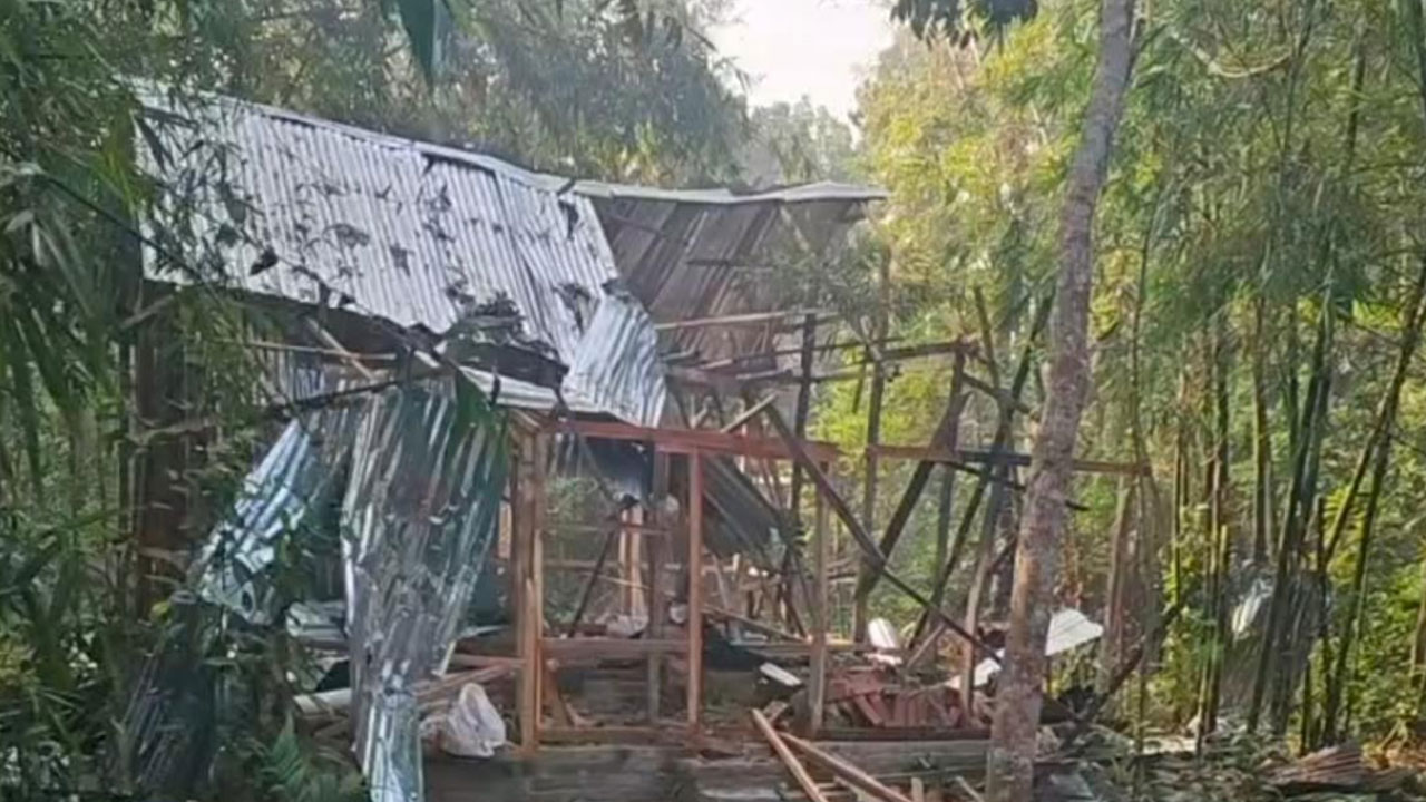 ঘরে ককটেল তৈরির সময় বিস্ফোরণে যুবক নিহত