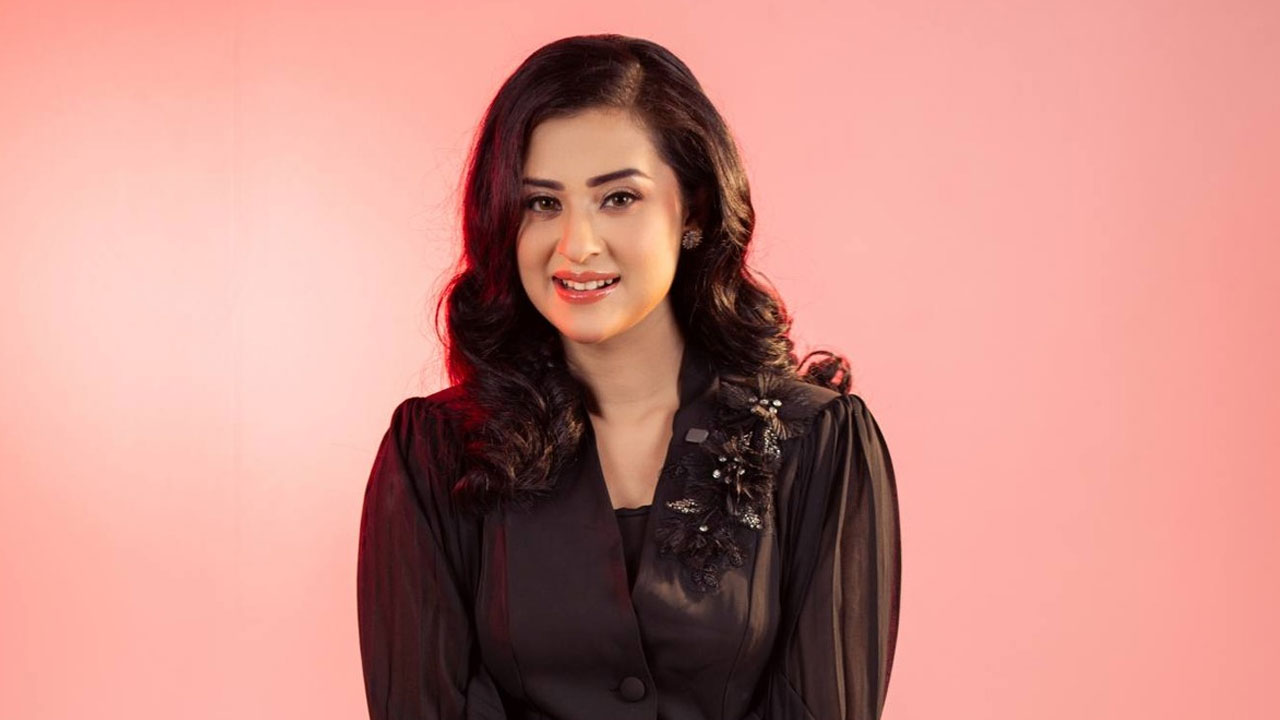 সাইবার ক্রাইম বিভাগের সহযোগিতা চাইলেন বুবলী