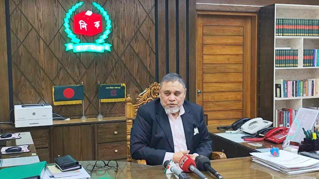 জাতীয় নির্বাচনের পরিবেশ সন্তোষজনক: সিইসি