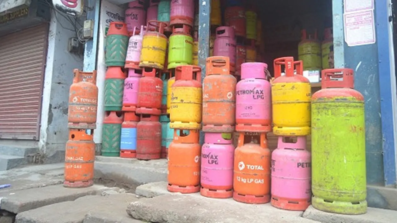 এলপি গ্যাস আমদানিতে ভ্যাট কমাল সরকার