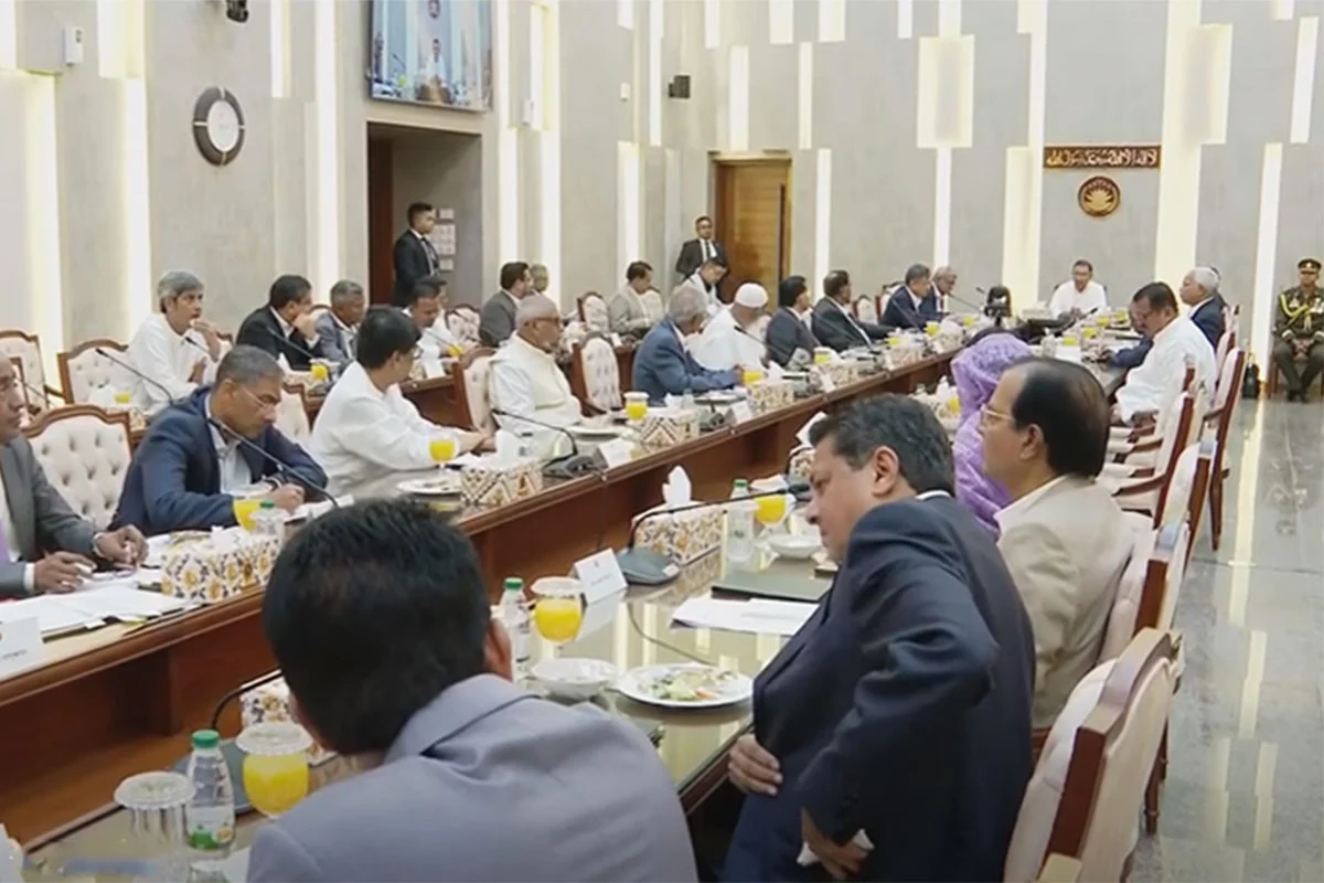 প্রধানমন্ত্রী তারেক রহমানের নেতৃত্বে মন্ত্রিসভার প্রথম বৈঠক অনুষ্ঠিত