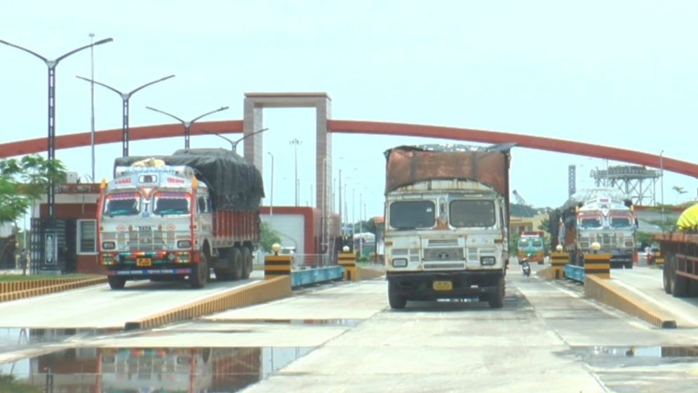 বেনাপোল বন্দরে আমদানি-রপ্তানি শুরু