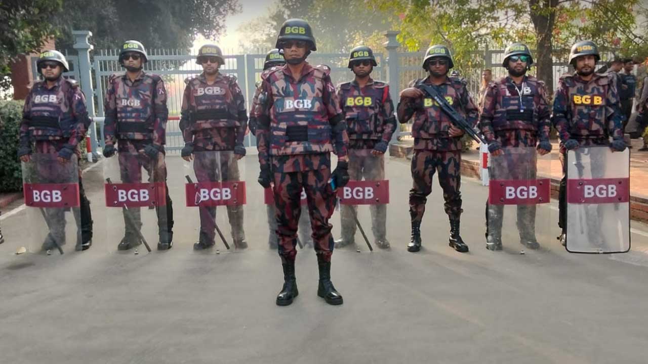 সংসদ এলাকায় নিরাপত্তা জোরদার, ১২ প্লাটুন বিজিবি মোতায়েন