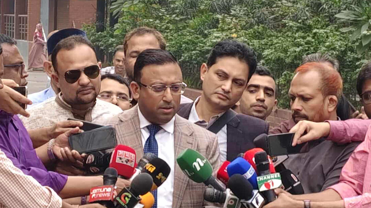 তারেক রহমানকে চীন সফরের আমন্ত্রণ জানানো হয়েছে : হুমায়ুন কবির