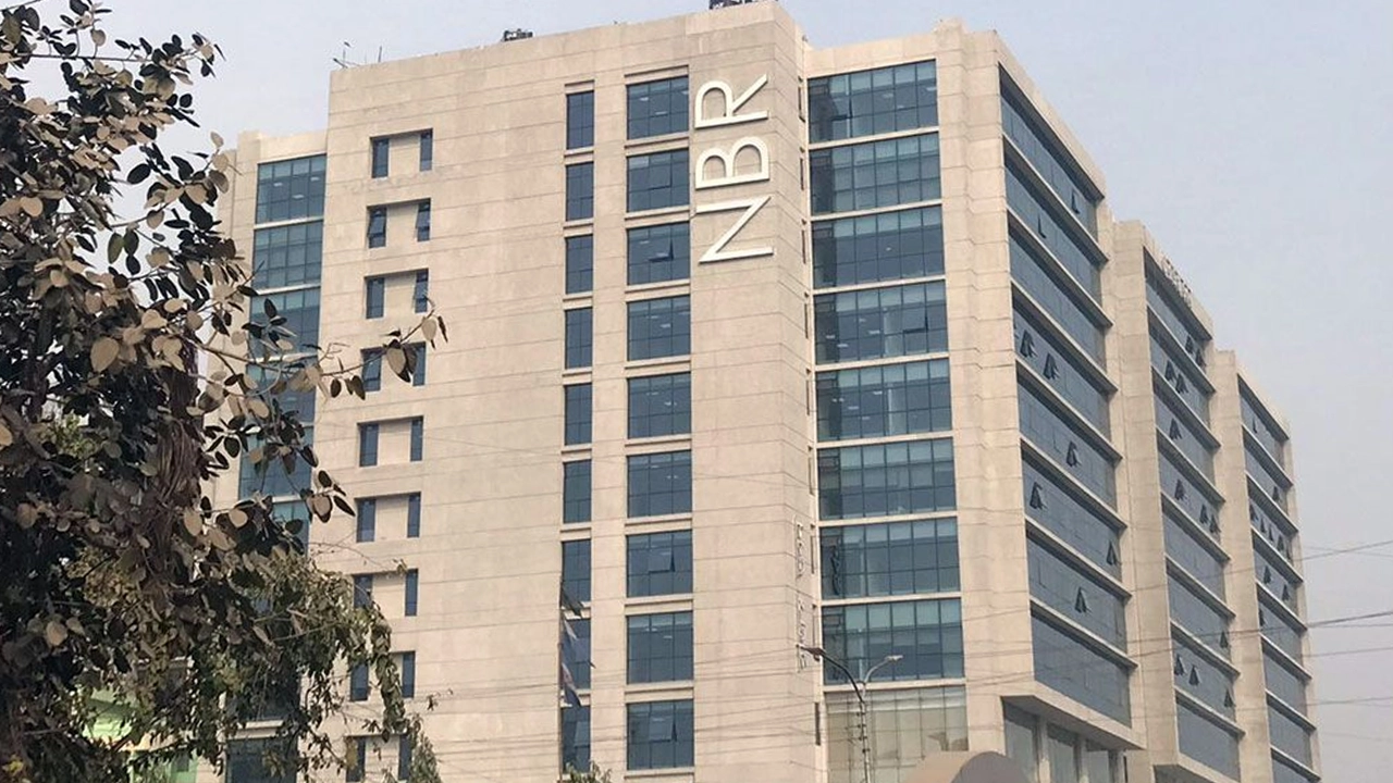 চলতি বছর রাজস্ব ঘাটতি ৬০ হাজার কোটি টাকার বেশি