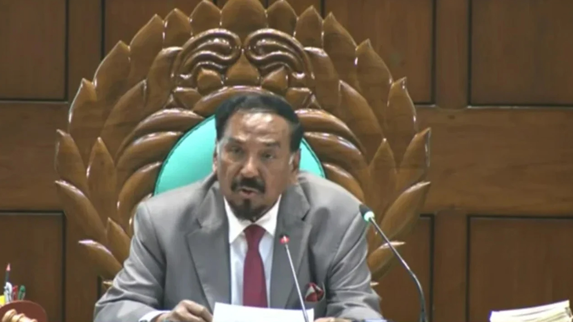 জনগণের প্রত্যাশা পূরণে সরকার ও বিরোধীদল গঠনমূলক ভূমিকা রাখবে, আশা স্পিকারের