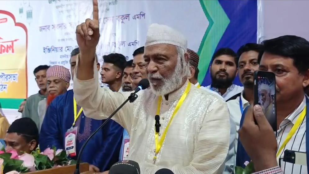 বাংলাদেশে পুনরায় গণতন্ত্র ফিরিয়ে এনেছেন তারেক রহমান: মঈন খান