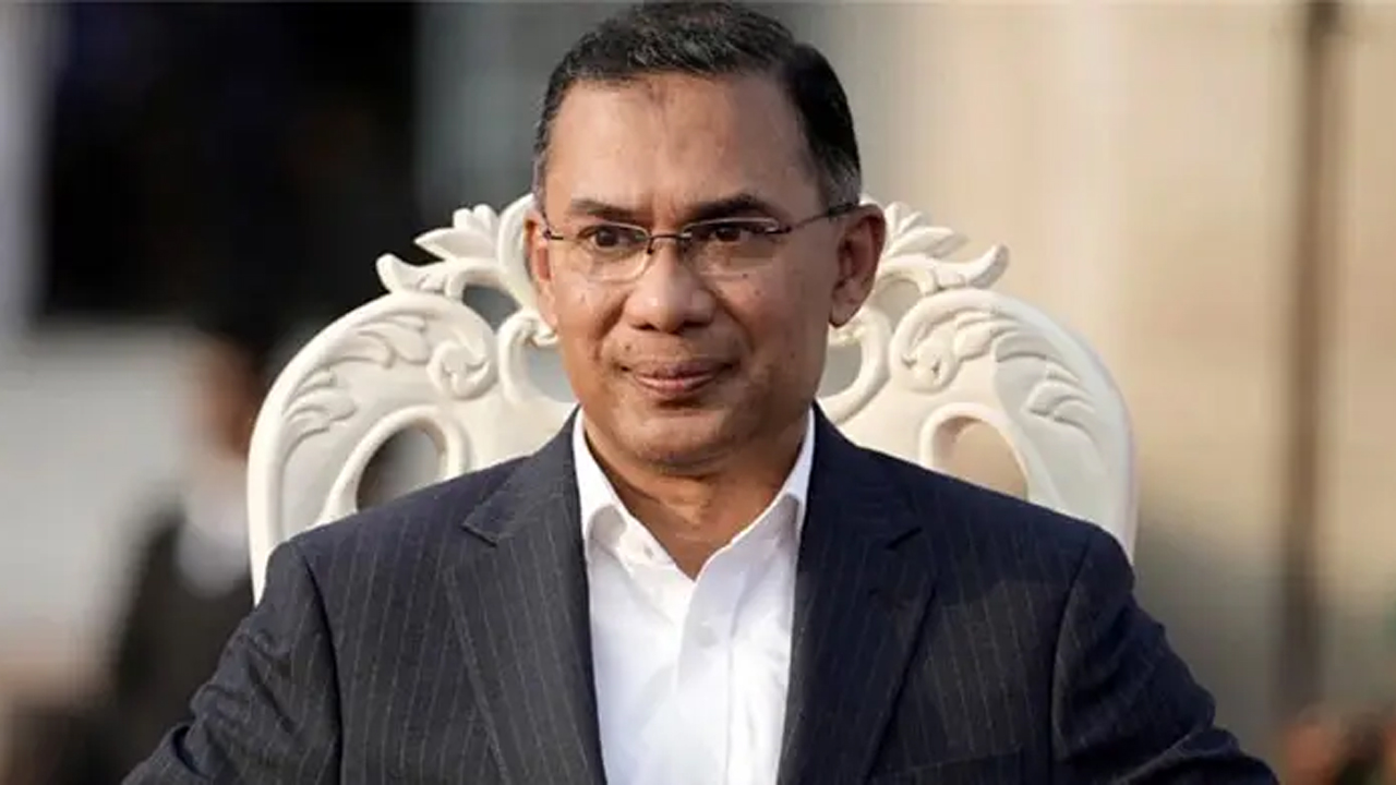 গণপরিবহনে সুশৃঙ্খলতা আনতে প্রধানমন্ত্রী তারেক রহমানের যে সব পরিকল্পনা