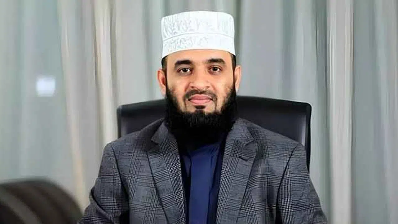 খামেনির মৃত্যুতে যা বললেন আজহারি