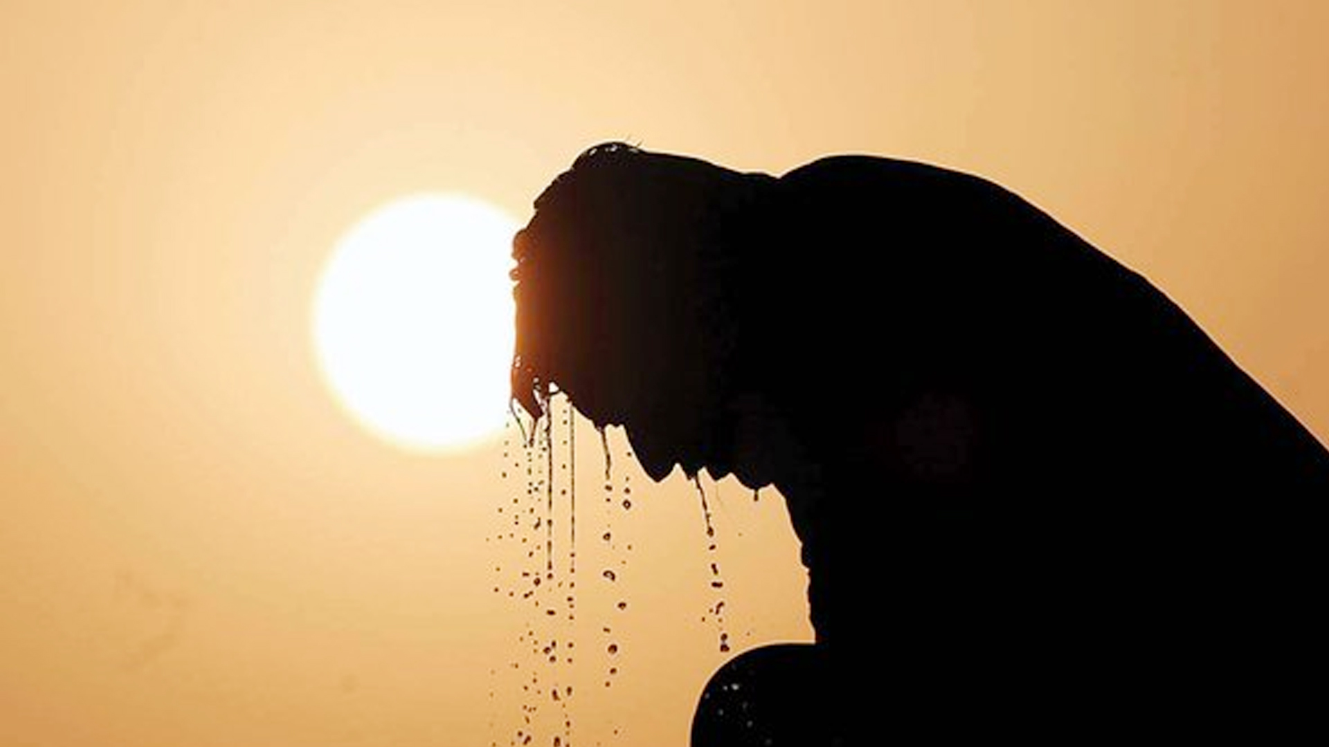 প্রচণ্ড গরমে আপনি হিট স্ট্রোকের ঝুঁকিতে নেই তো?