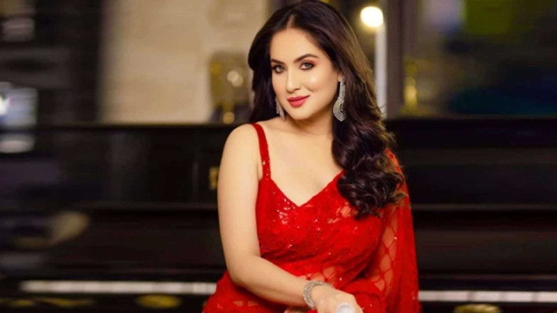 মা হতে যাচ্ছেন অভিনেত্রী পূজা